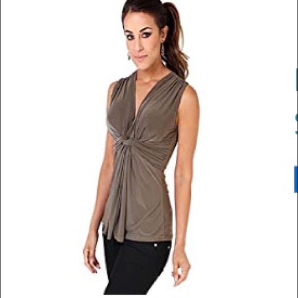 ❤️Mocha front knot sleeveless, dressy top NWOT - Picture 4 of 10